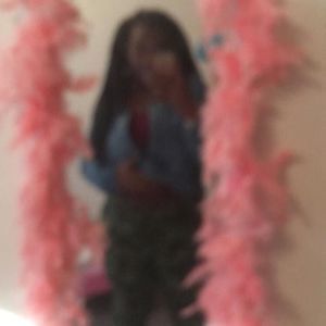 Meet your Posher, Pretty